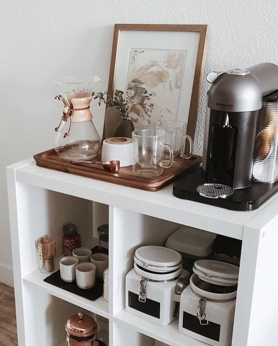 Minimalist Morning Vibes