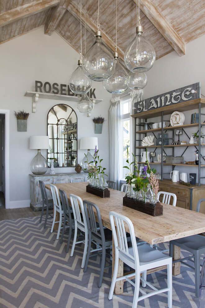 A Long Dining Table in a Rustic Hall #beachhouse #interiDesign #decorhomeideas