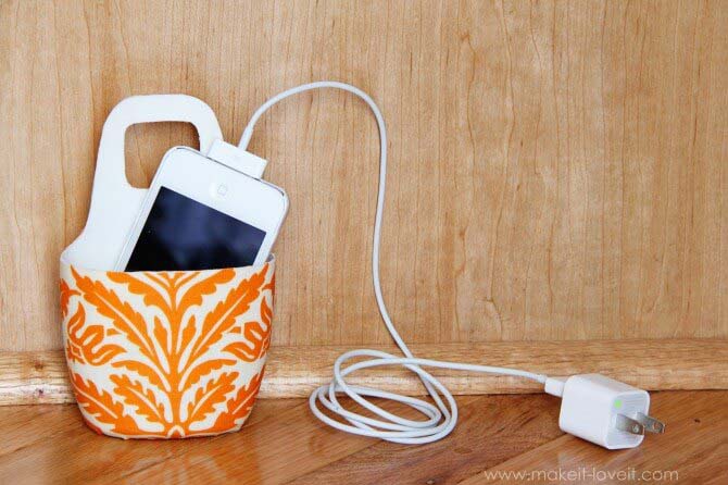 Phone Caddies Never Looked So Lotion