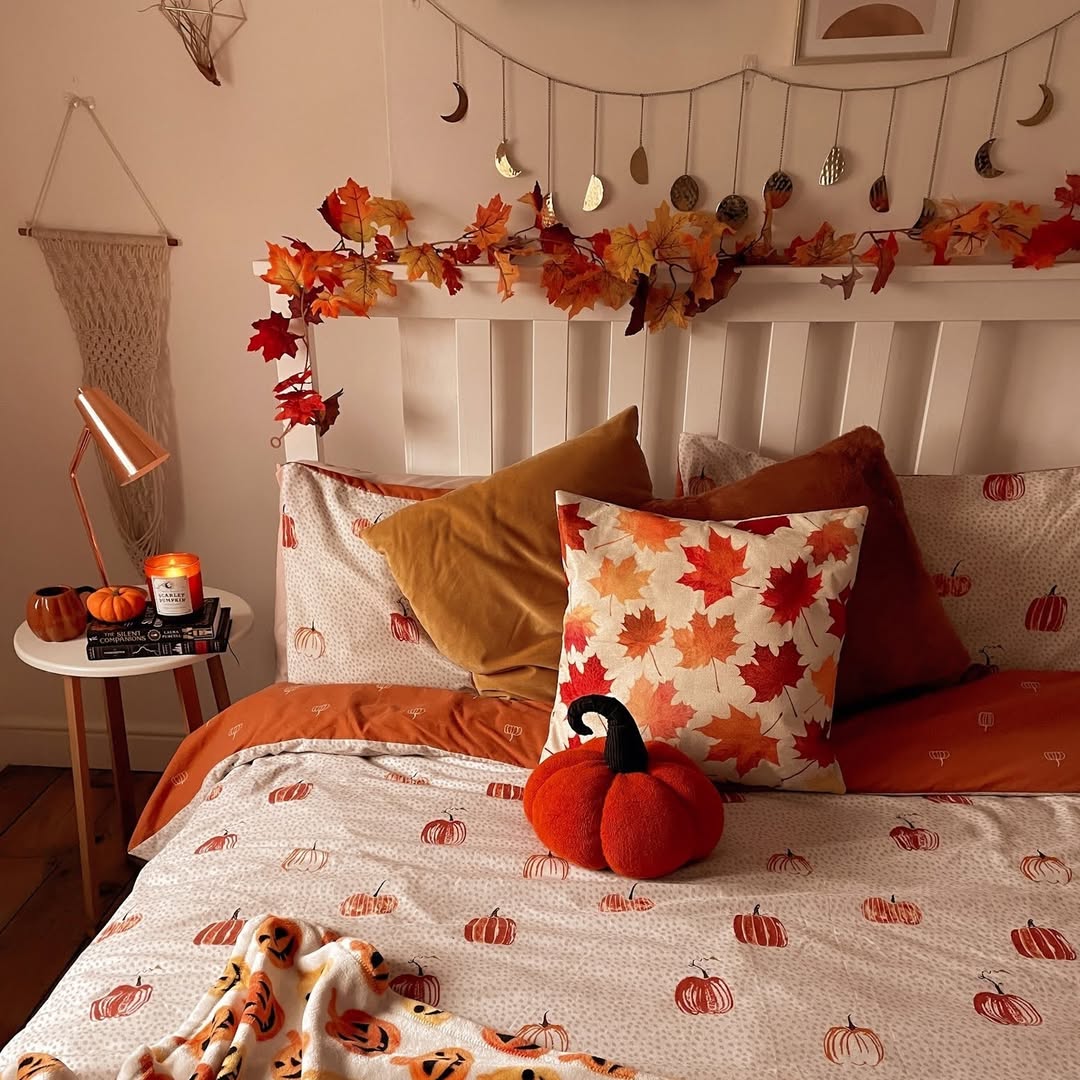 Pumpkin Prints, Leafy Layers, Full Volume