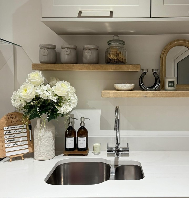 Clean Luxe Simplicity 