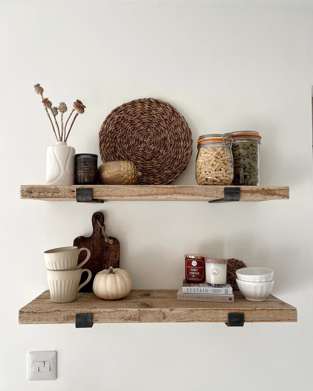 Subtle Autumn Shelfie 