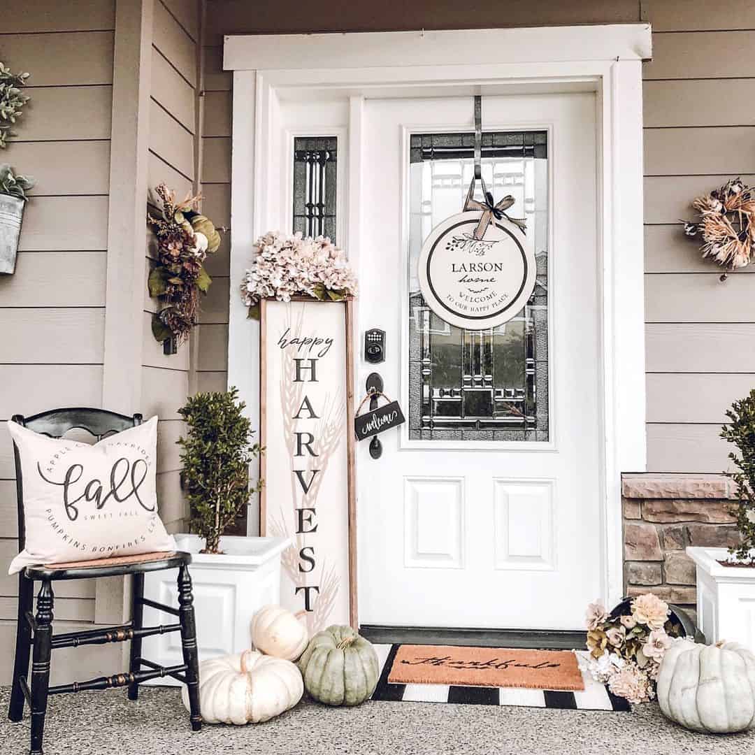 Vertical 'Happy Harvest' Sign Anchors Your Porch Vignette