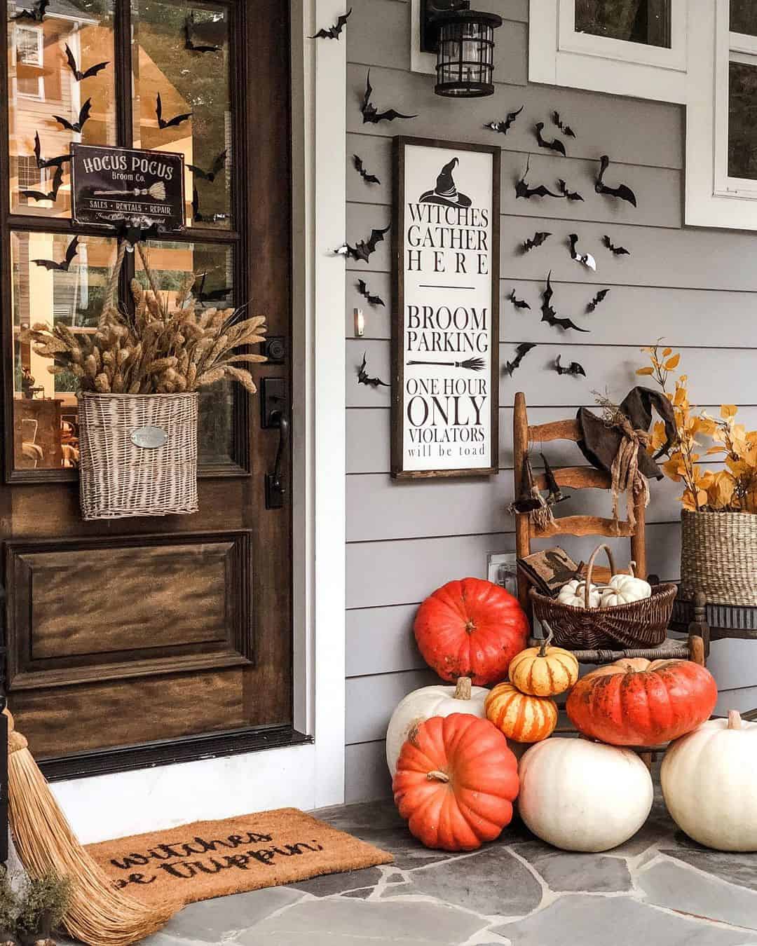 Cascading Pumpkins Create a Colorful Fall Welcome