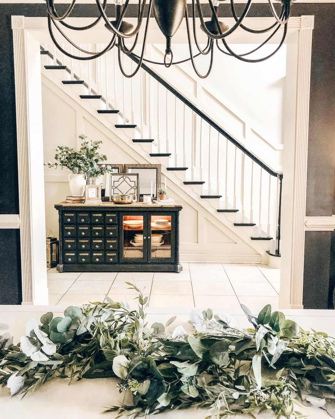 Eucalyptus Garland Adds a Natural Touch to a Tabletop