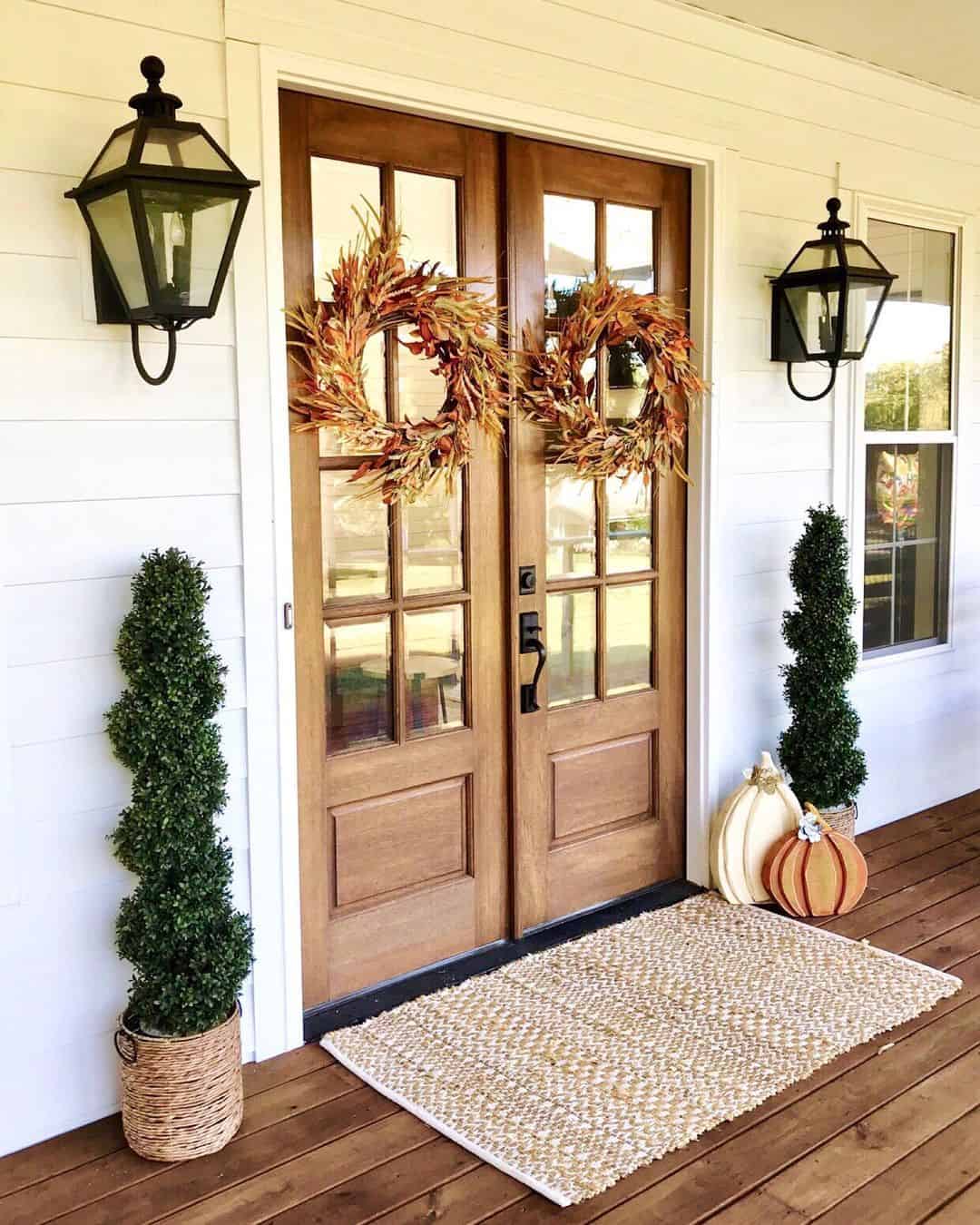 Double Door Wreaths Mimic Fall Foliage Hues