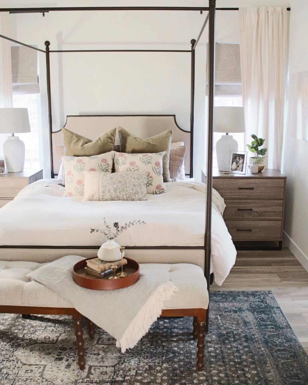 Poster Bed Between Two Windows