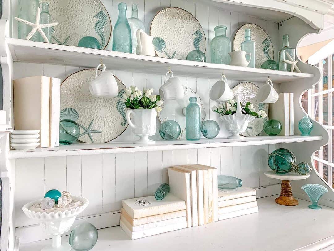 Coastal Decor Ideas With Blue Bottles and White Seastars