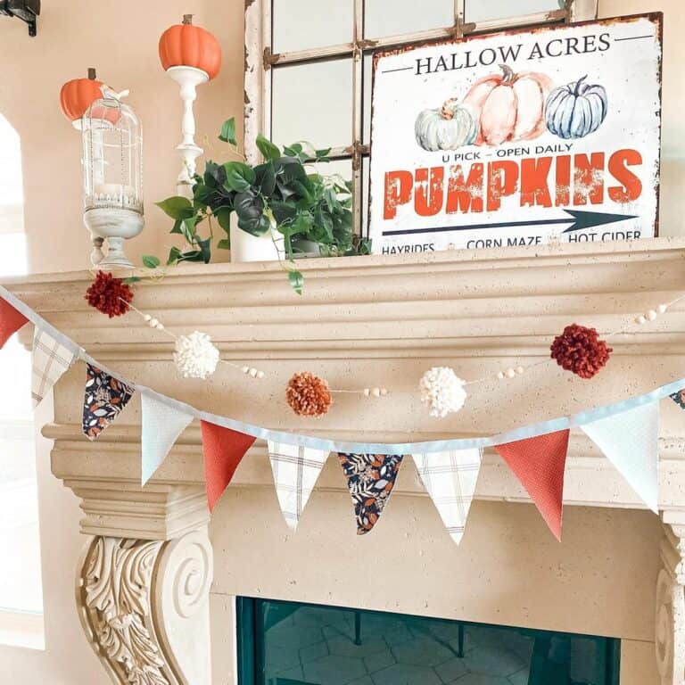 Year-round Accessories That Blend With Seasonal Décor