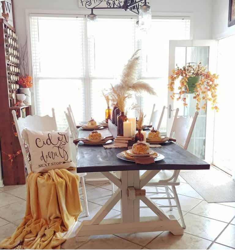 Crisp Autumn Characteristics for a Farmhouse Table