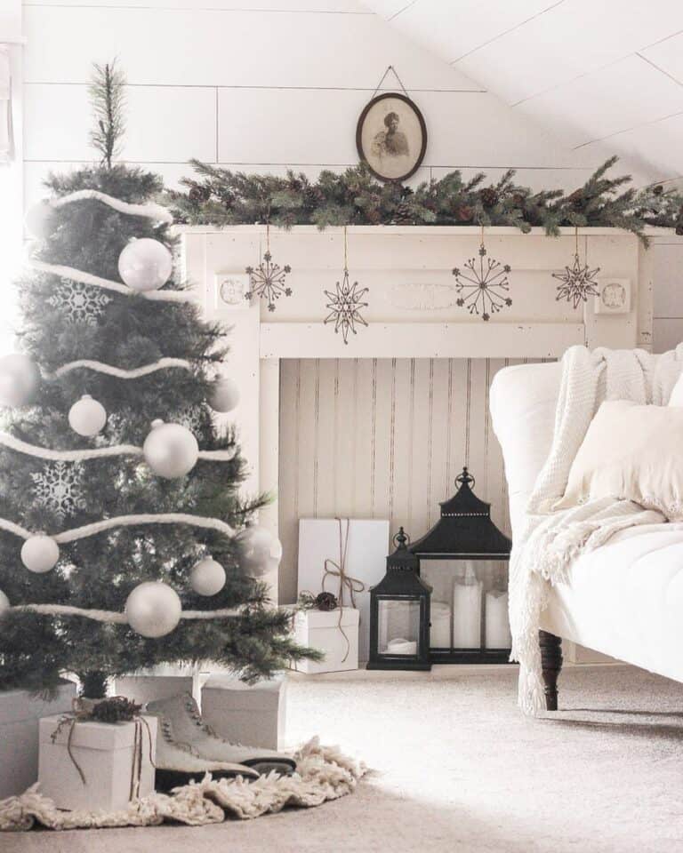 Vintage Snowflake Mantel Decorations