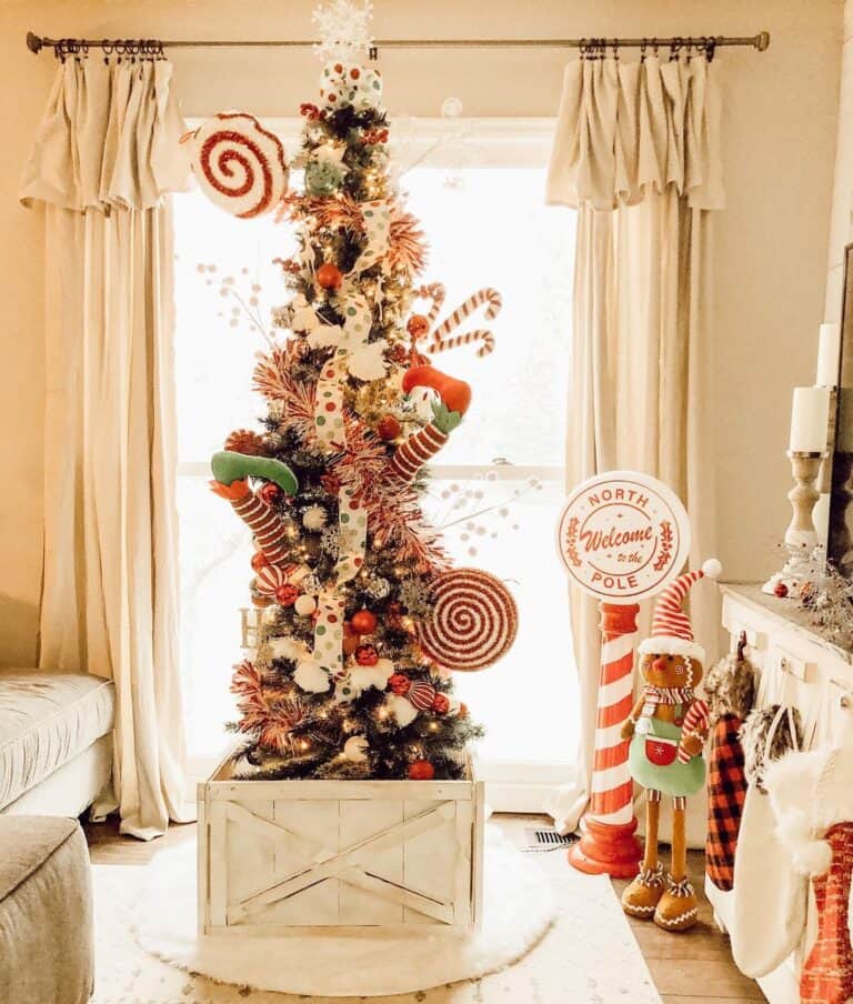 Red and White Christmas Tree Decor with Elves