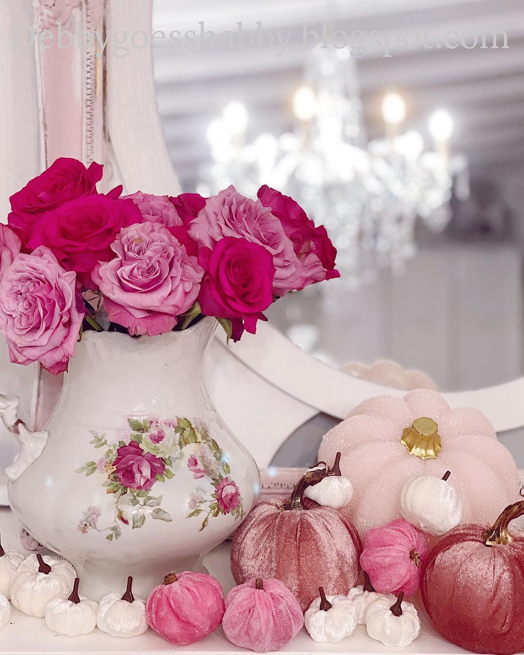 Pink Pumpkins and Roses for an Elegant Fall Display