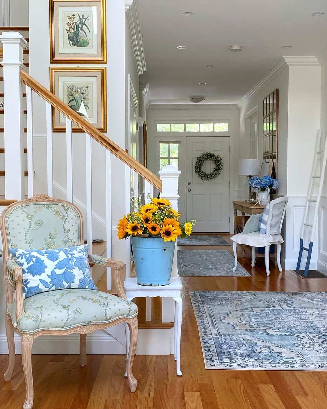 Vintage Blue Living Room Accent Chair