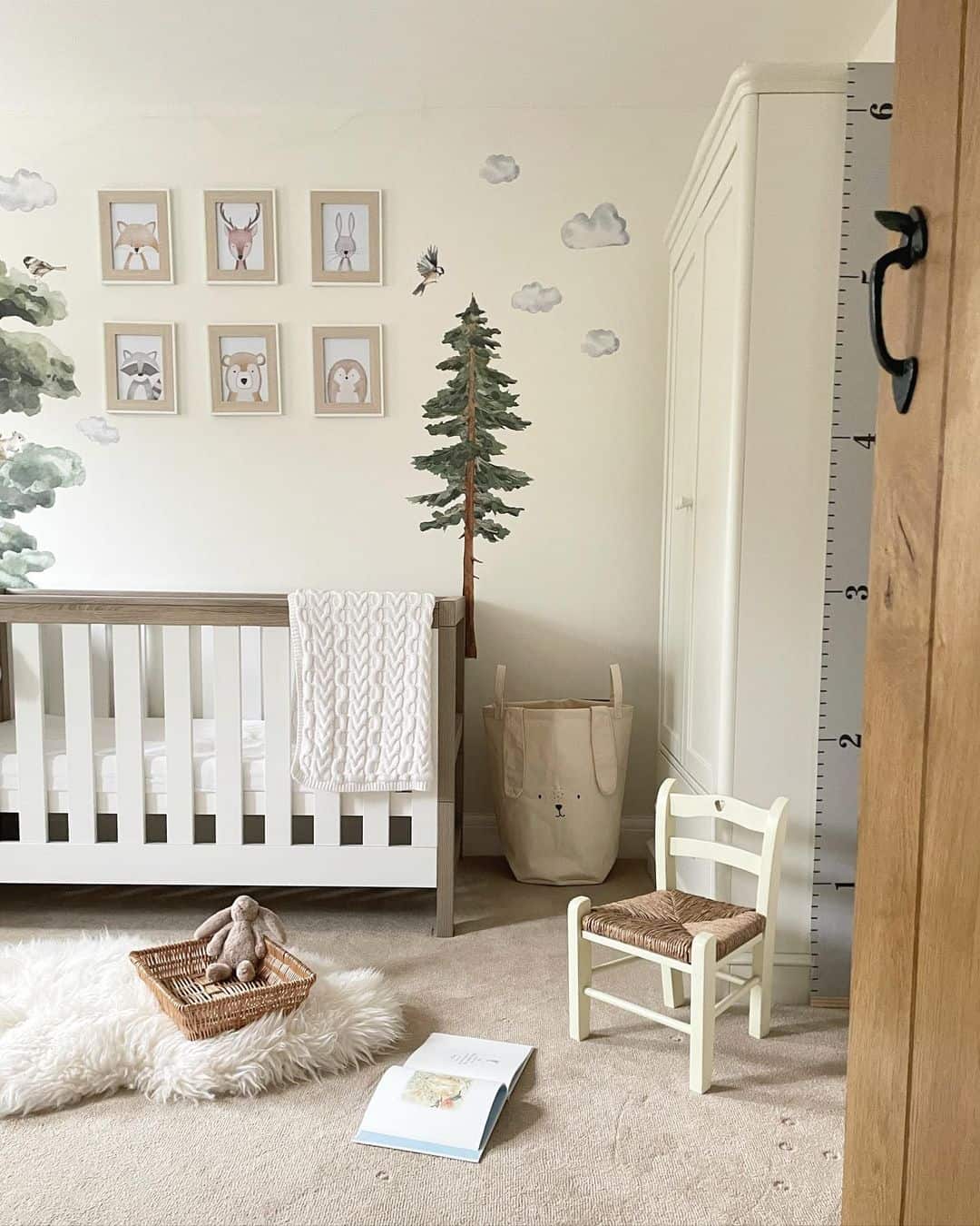 Nature Accents for an Earthy Look