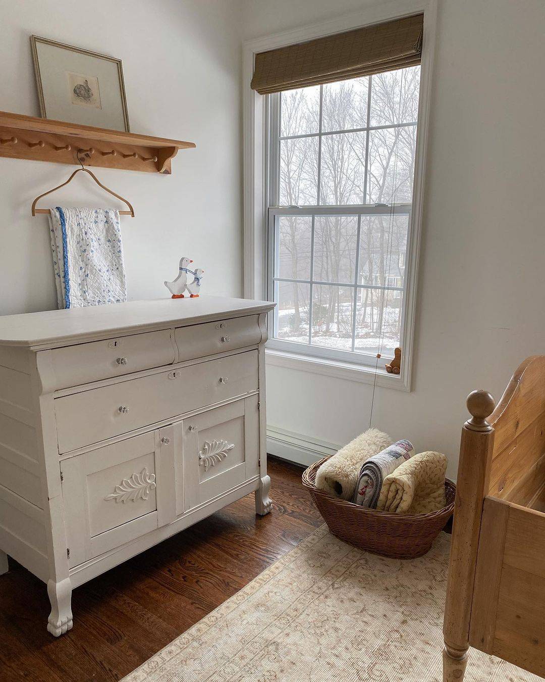 Vintage Furniture for a Timeless Bedroom
