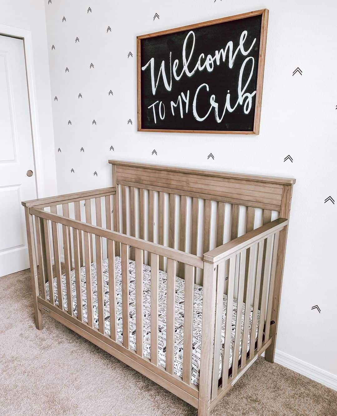 Geometric Wallpaper With Whimsical Sign