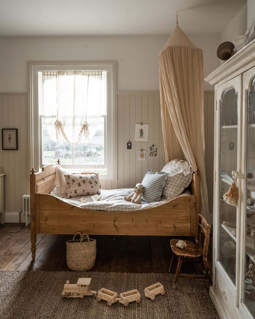 Transitioning to a Big Kid Bed