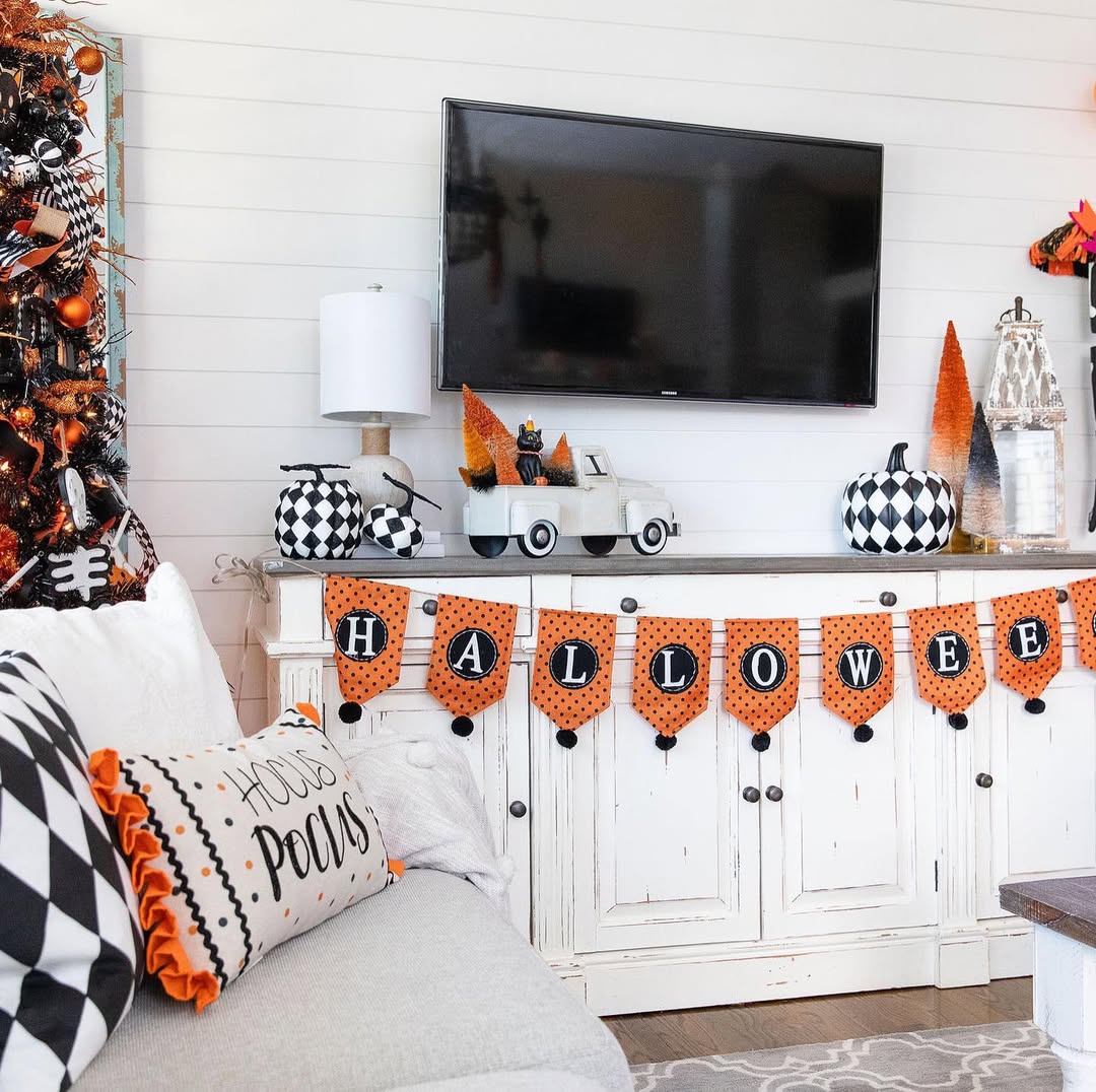 Playful Farmhouse Decor With Bold Patterns