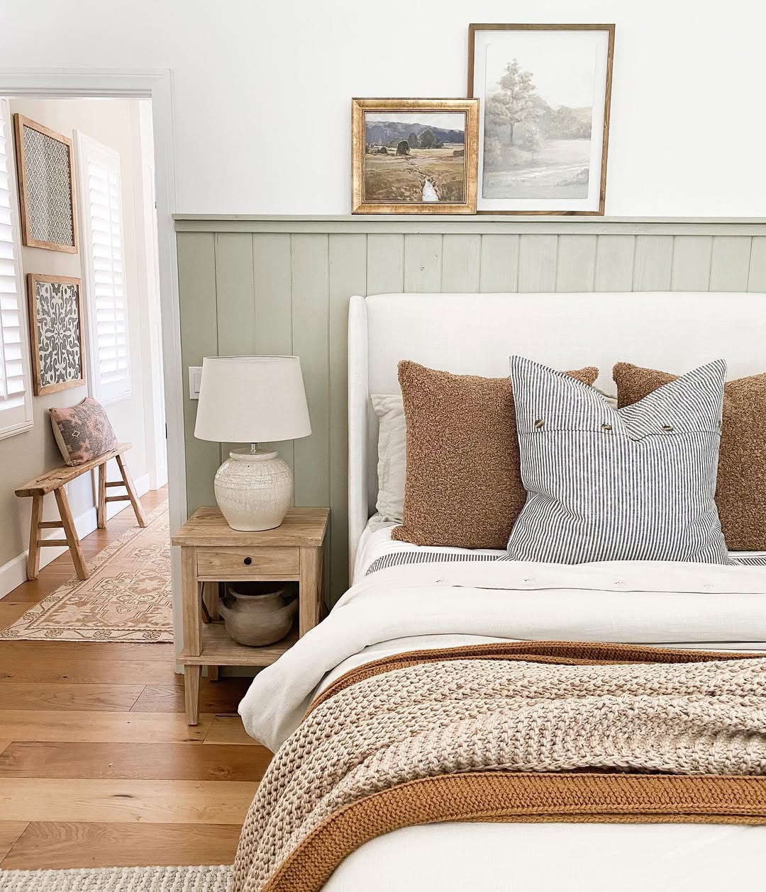 Olive Paneling, Sweater Weather Feel