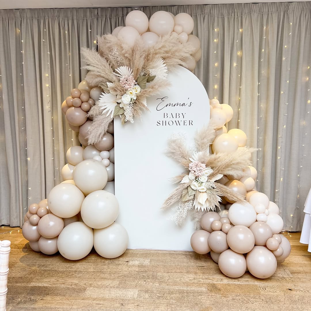 Soft Neutrals With A Polished Baby Shower Look