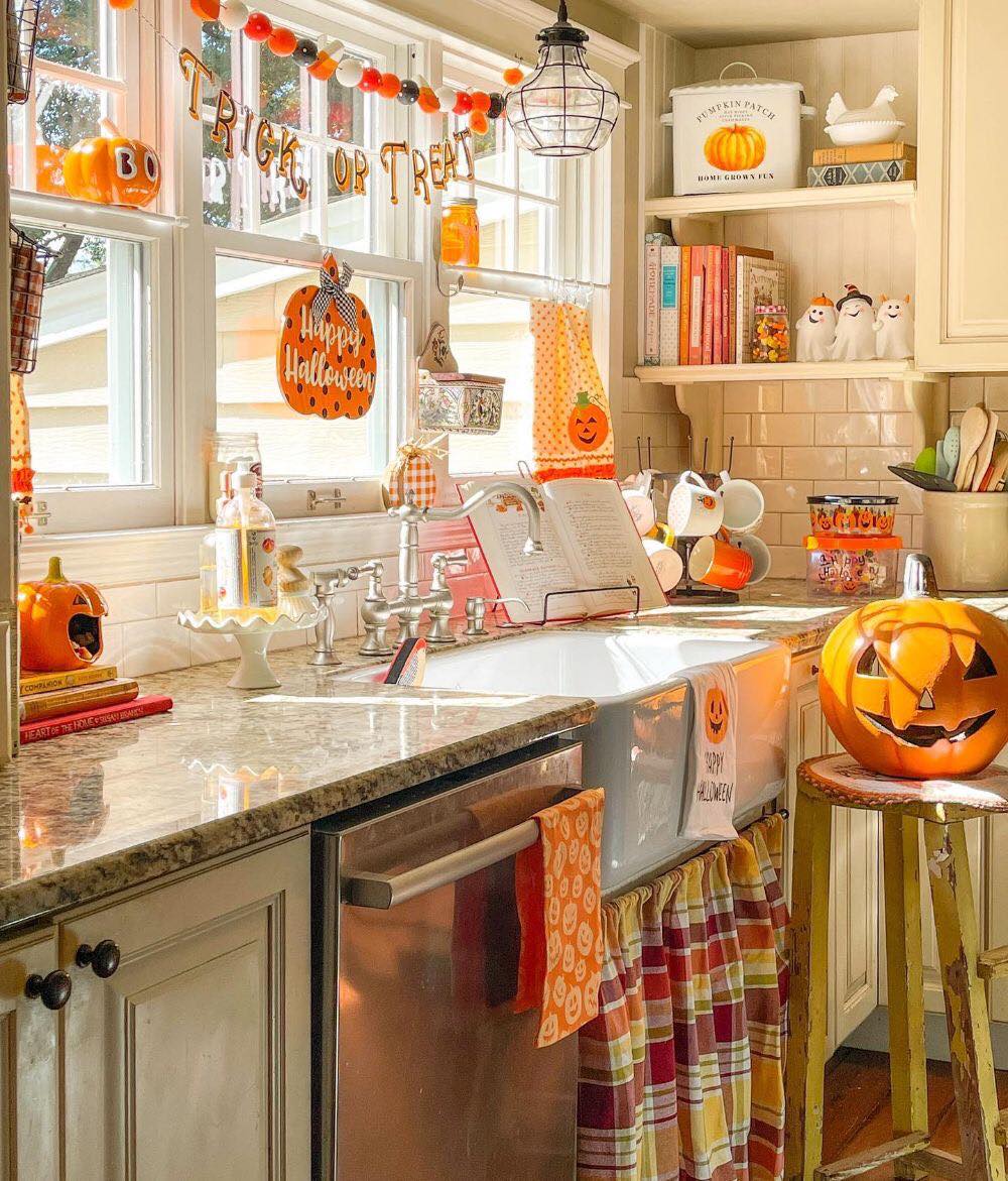 Vintage Cheer With Pumpkin Flair