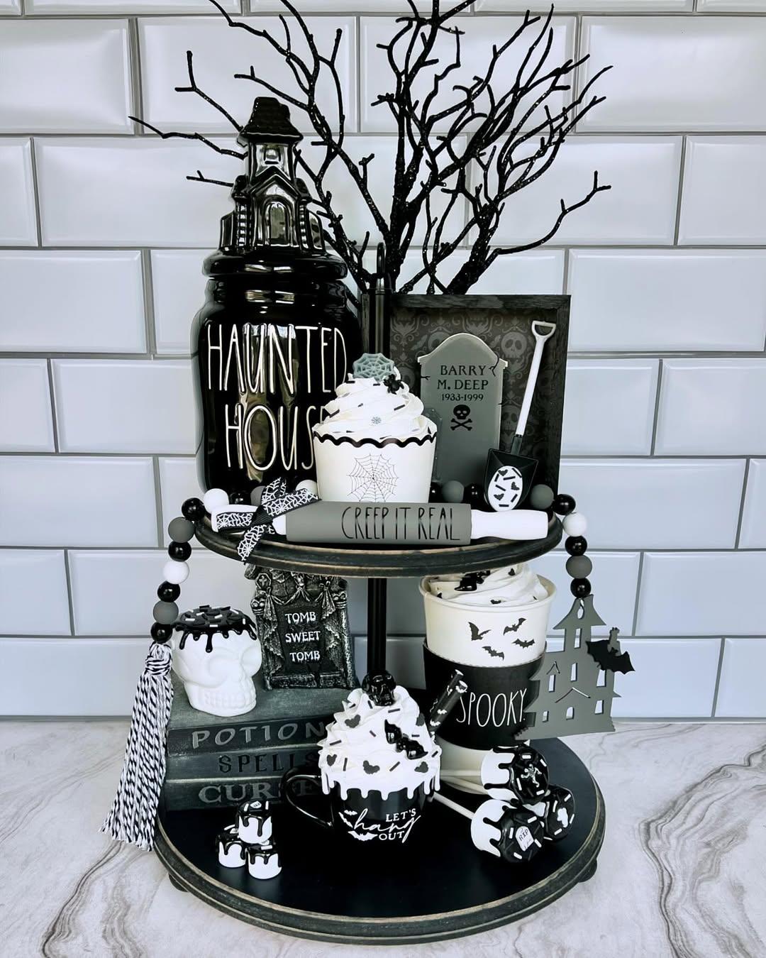 A Goth Café on the Graveyard Shift