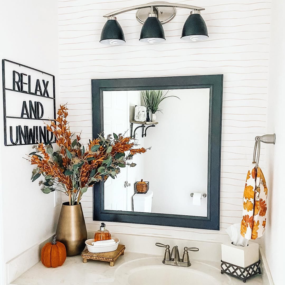 A Leafy Mirror Moment