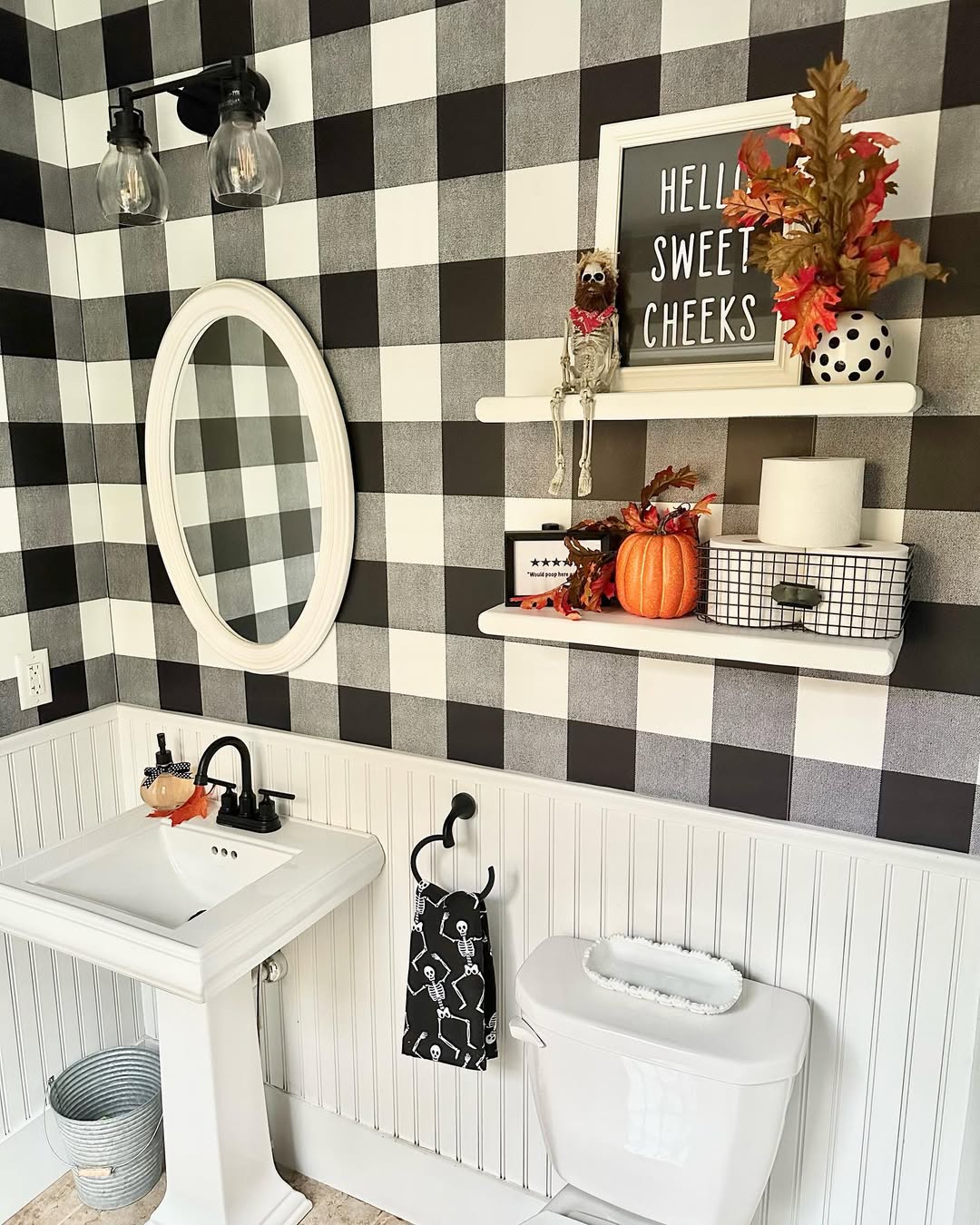 Plaid Walls With A Playful Edge