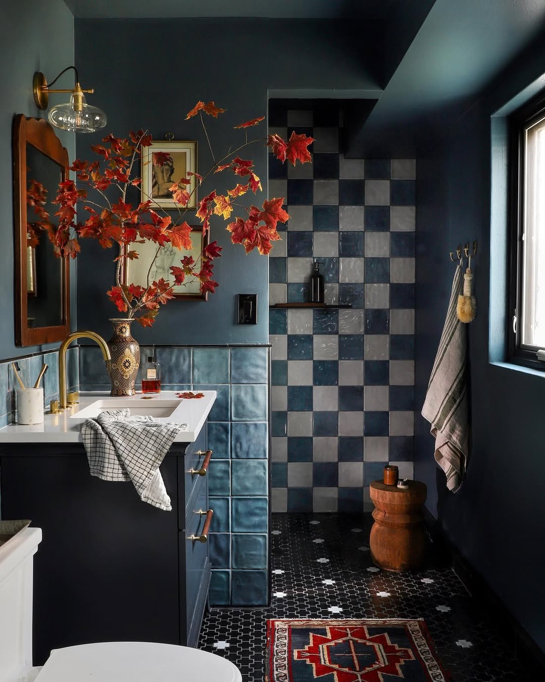 Moody Blue, Fiery Leaves