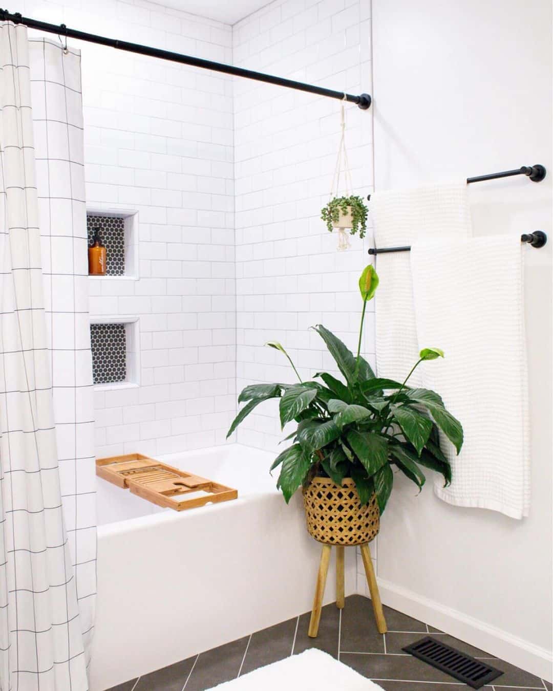 Contrasting Black and White Tile Design