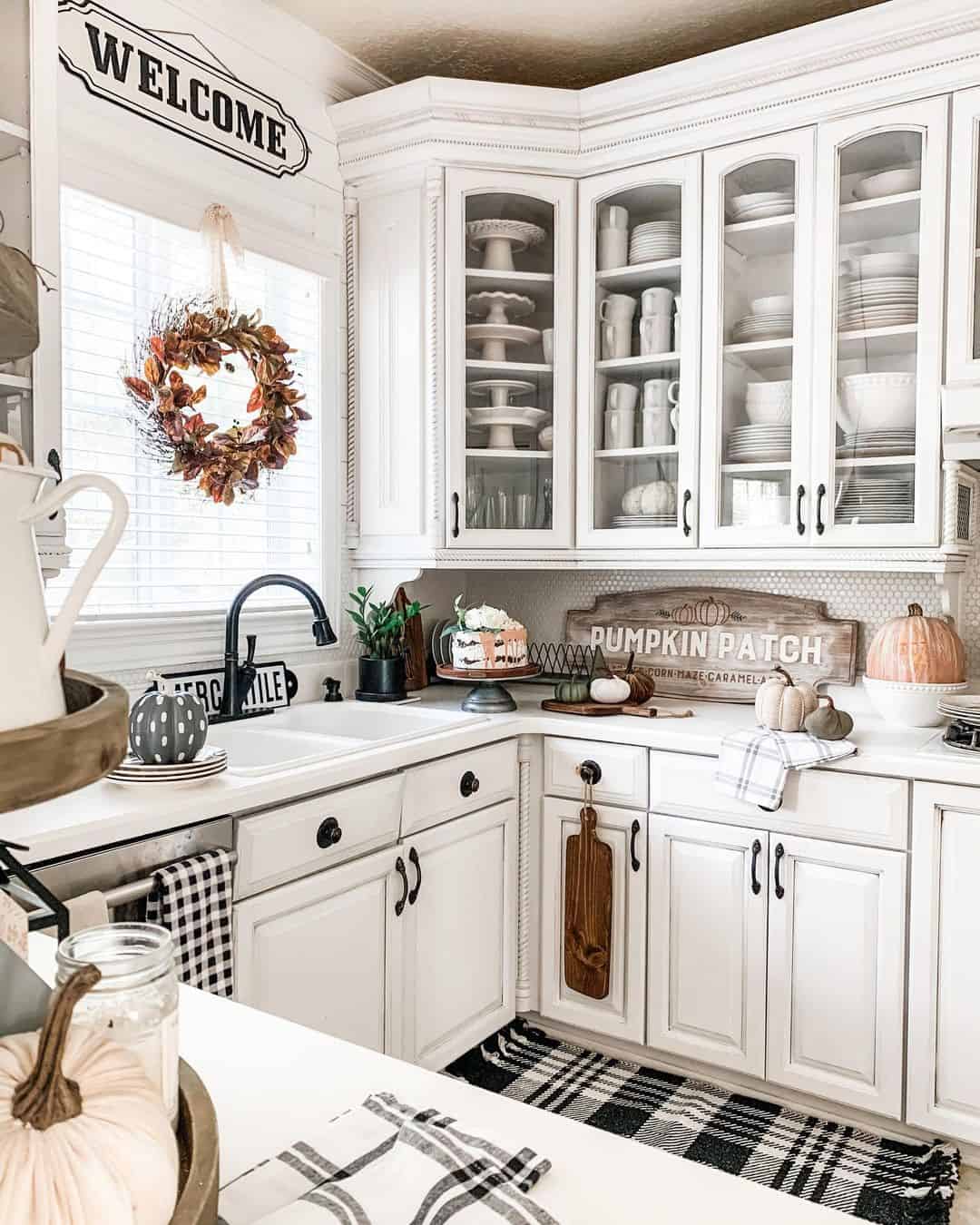 Farmhouse Kitchen Signs in a White Kitchen