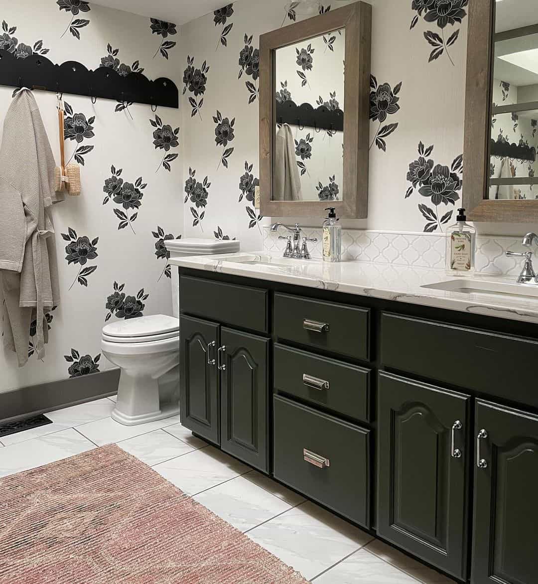 Black and White Floral Wallpaper