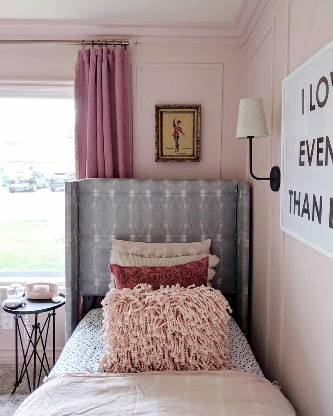Conserving Space With a Bed Positioned Against a Wall