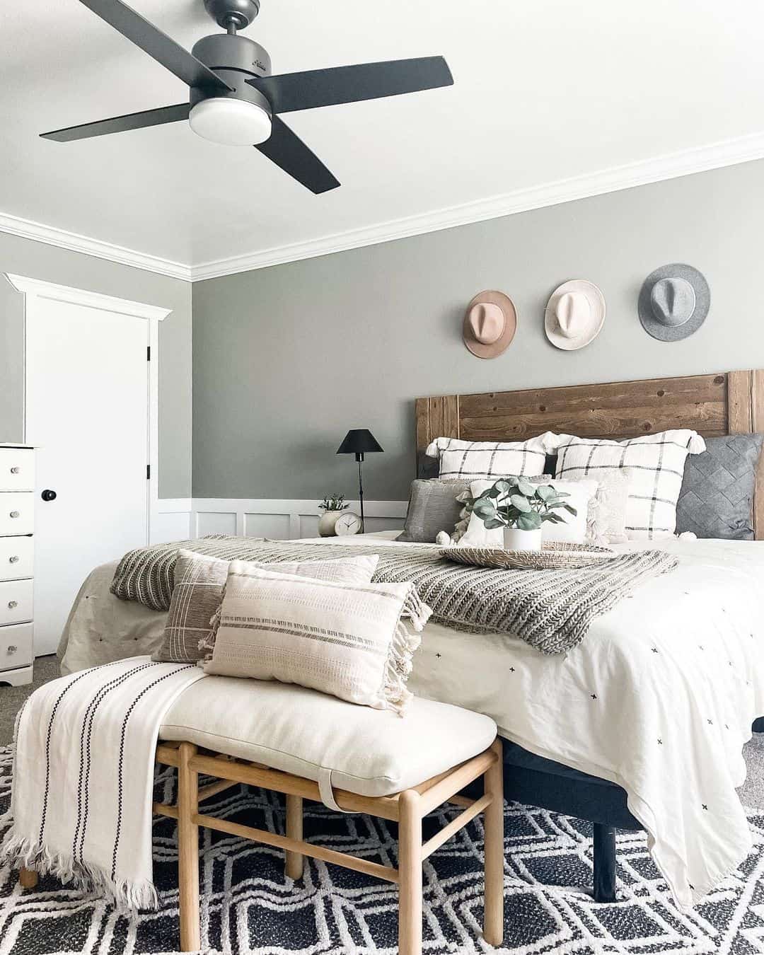 Wall Mounted Wood Headboard Ideas