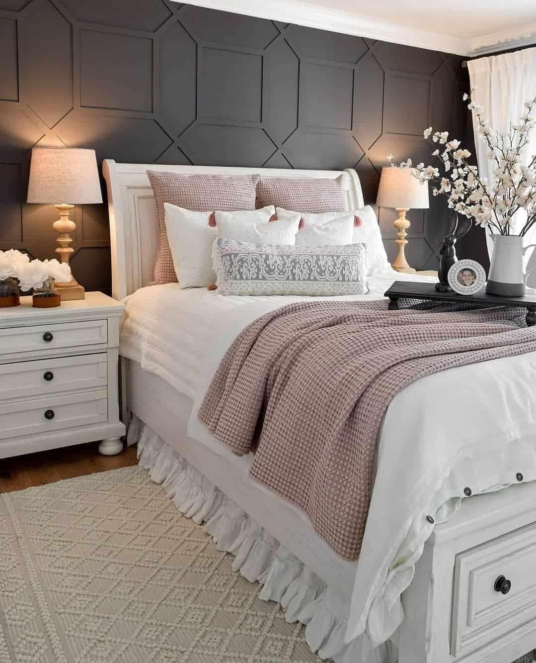 Bedrooms With Accent Walls and Centered Bed Sets