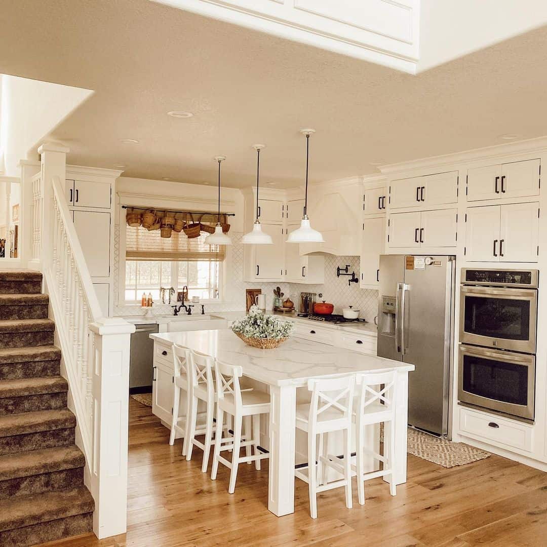 Farmhouse Kitchen With White Lamps