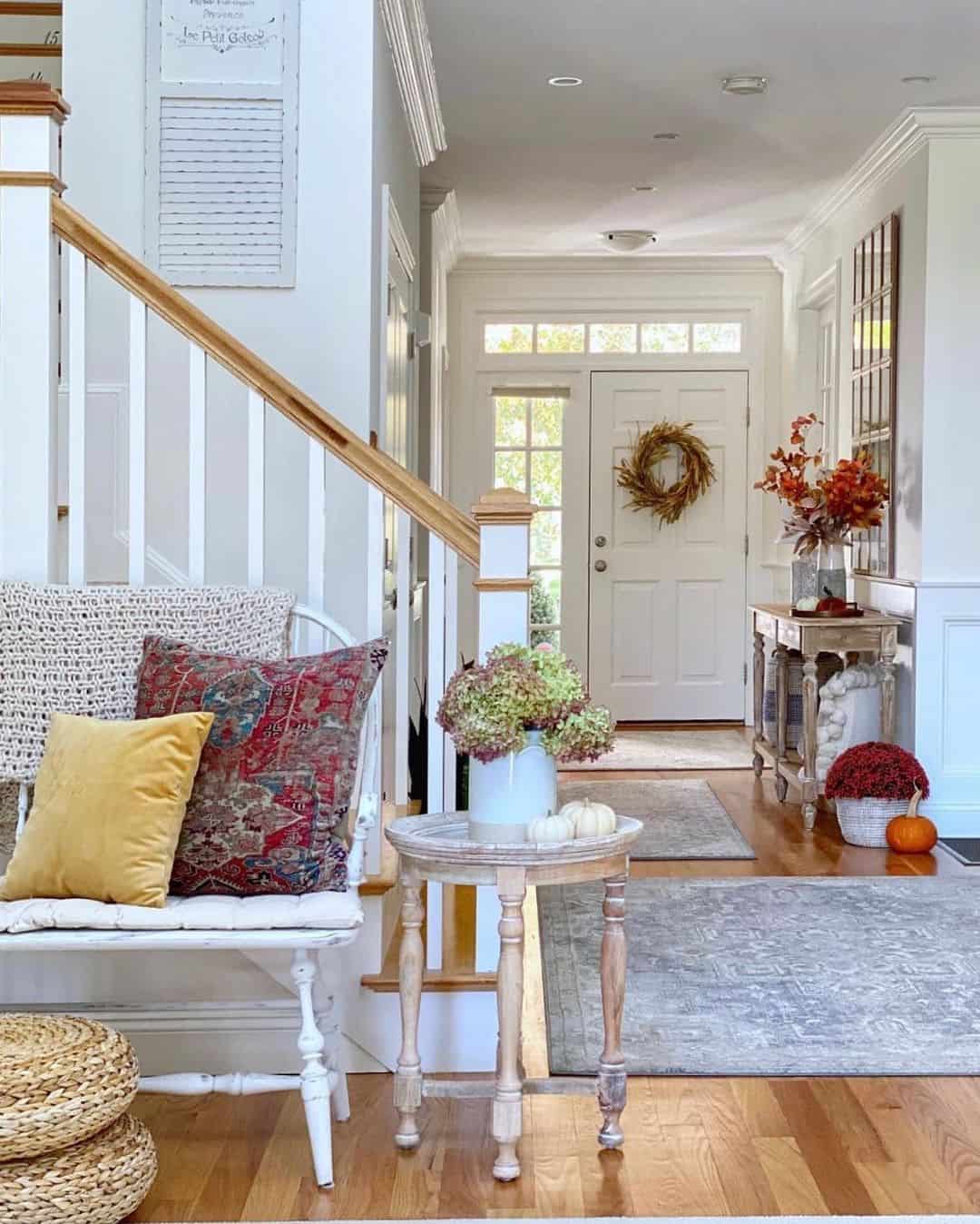 End Table Decor in Entryway