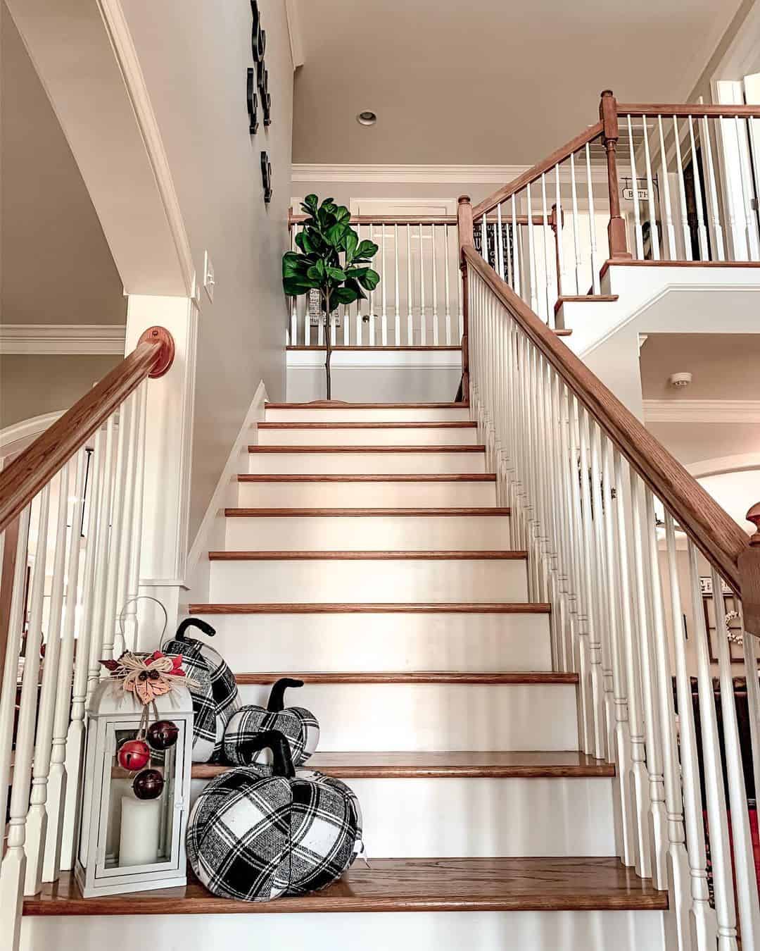 White Stair Skirt Board for Stairwell