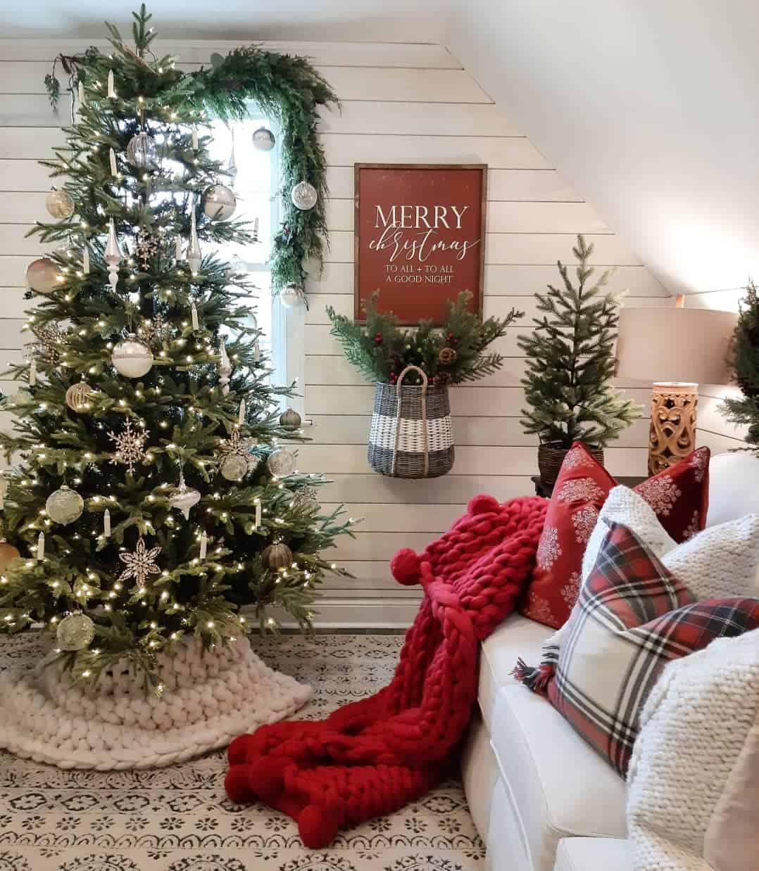 Tree Skirt Ideas with Cream Knit Blanket