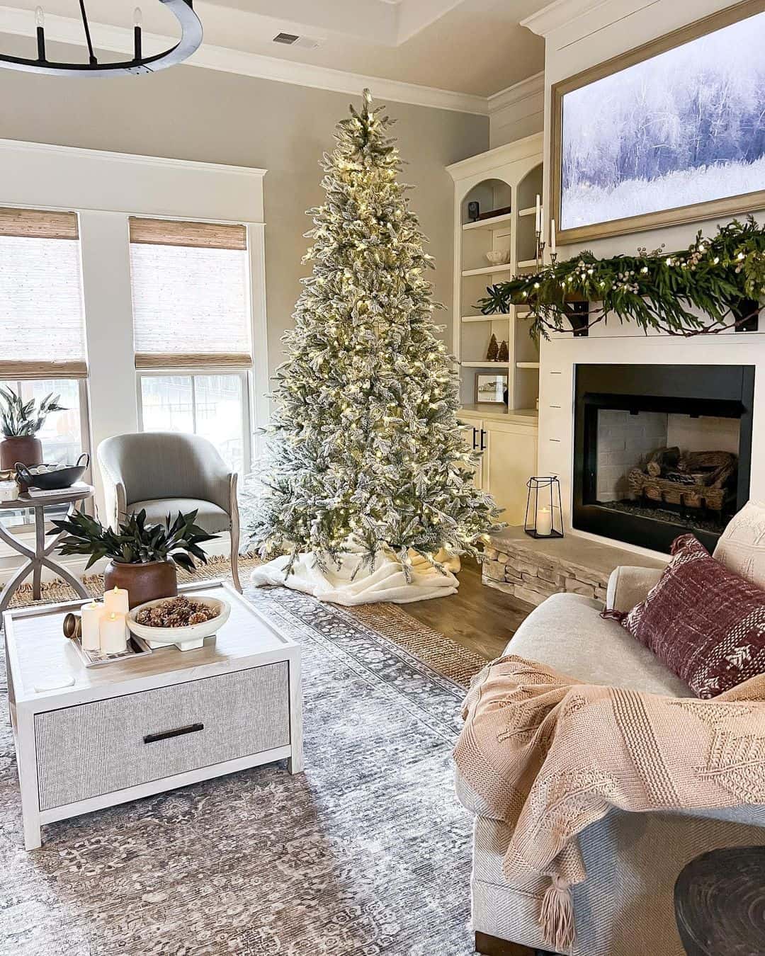 Flocked Tree with Faux Fur Tree Skirt